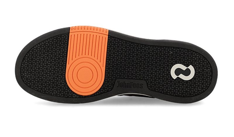 300-Beat-Black---839x490--1-